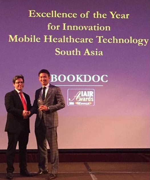 Bookdoc awarded as the Winner of Year 2016 for Excellence of the Year for Innovation Mobile Healthcare Technology South Asia by IAIR Award in Hong Kong