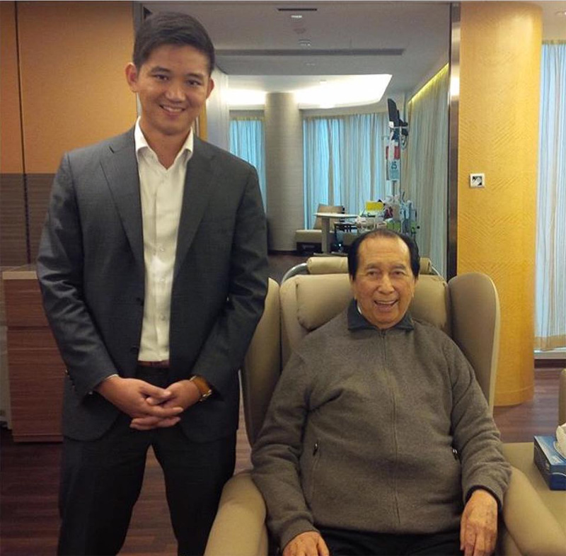 BookDoc founder with the legendary King of Gaming, Dr Stanley Ho