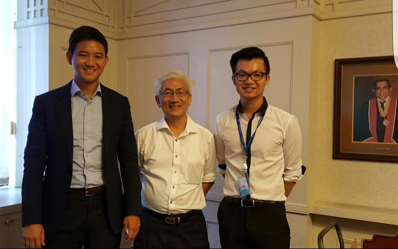 Founder of BookDoc with Prof Dr Goh Lee Gan